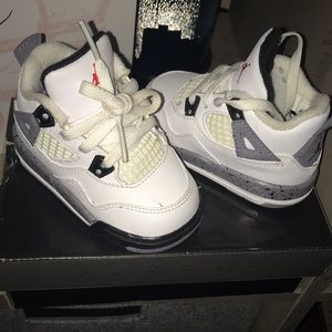 Jordan retro 4